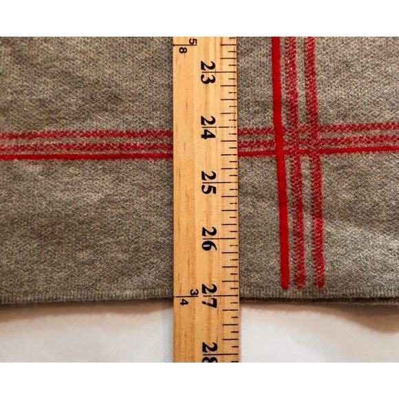 TAHARI Light Gray & Red Plaid 3/4 Cuffed Sleeve Scoop Neck Sweater Size 2X - Picture 7 of 7